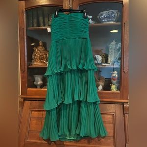 Fame & Partners MIDI Green Dress